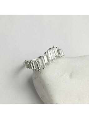Sterling Silver CZ Ring  size 8 🆕